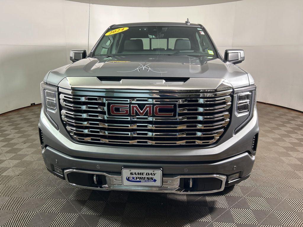 Used 2024 Sterling Metallic GMC Denali image 13