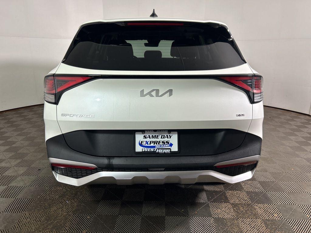 Used 2023 Snow White Pearl Kia LX image 7