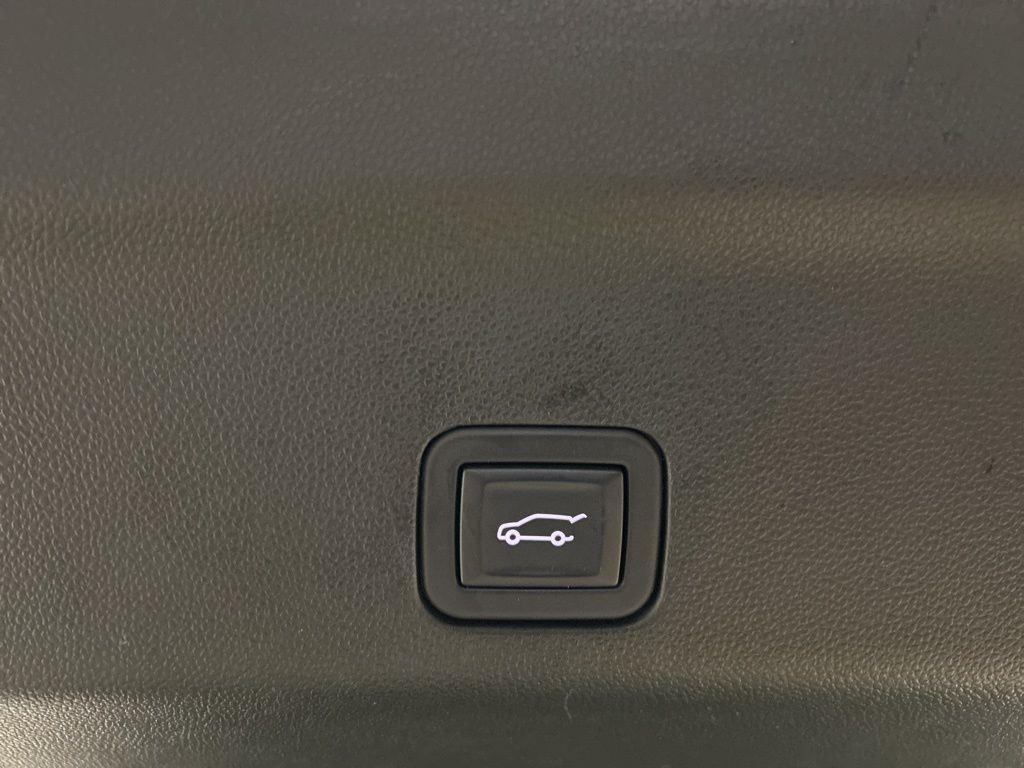 Certified Used 2024 Black Raven Cadillac Sport Platinum image 9