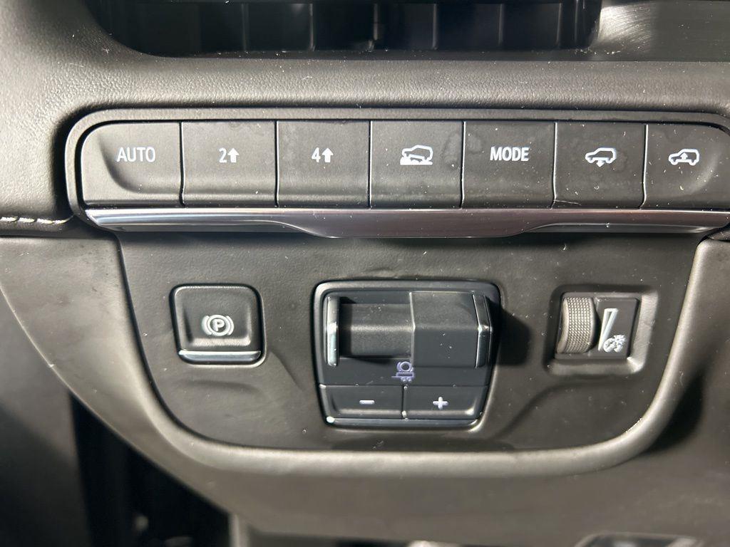 Certified Used 2024 Black Raven Cadillac Sport Platinum image 26