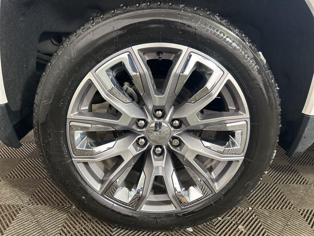 Used 2023 White Frost GMC Denali image 2