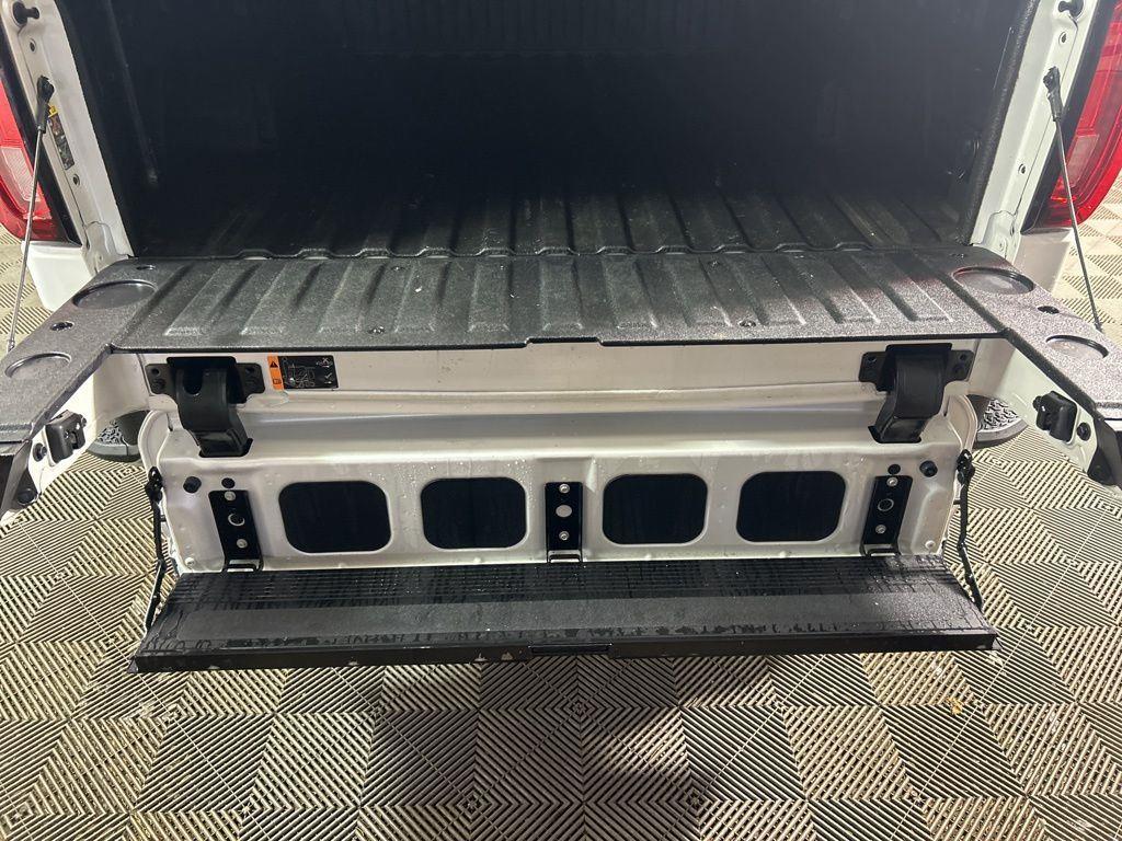Used 2023 White Frost GMC Denali image 13