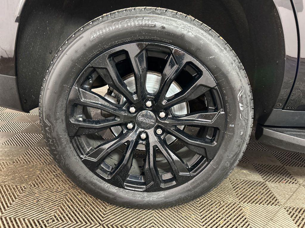 Used 2021 Onyx Black GMC Denali image 2