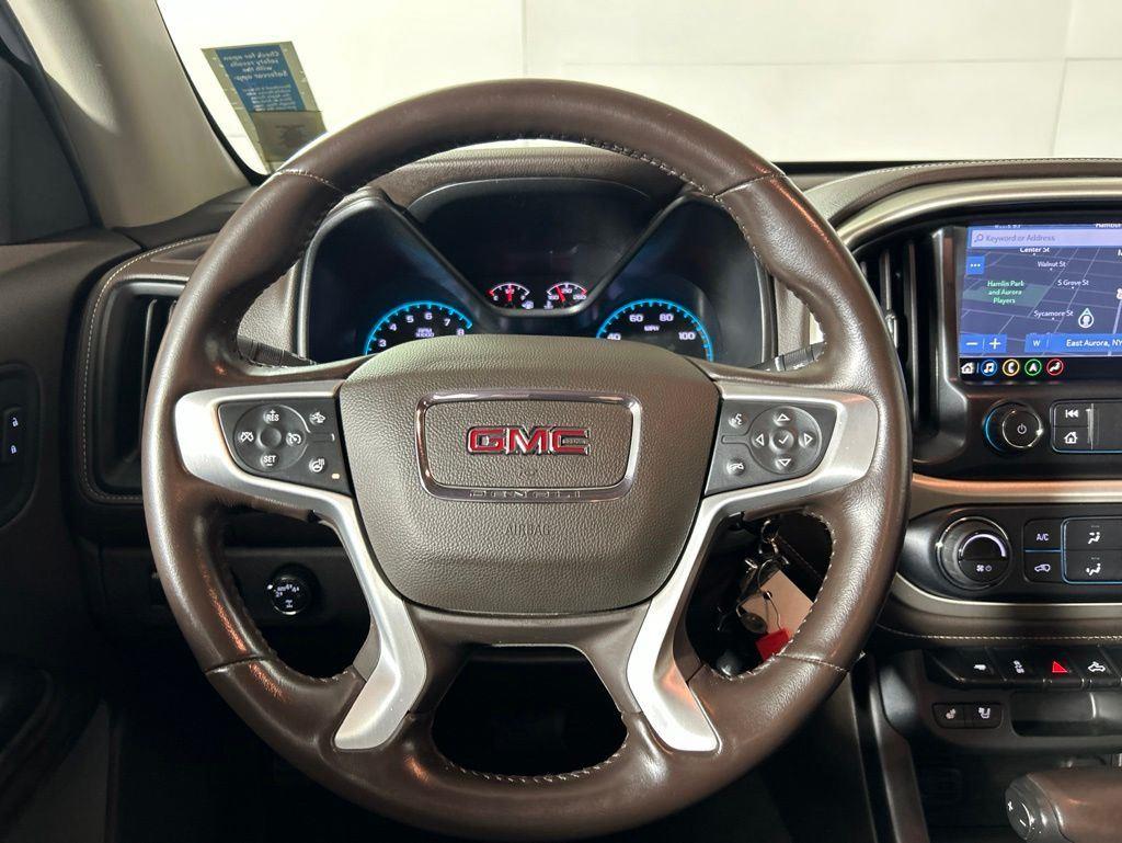 Used 2021 Cayenne Red GMC Denali image 18