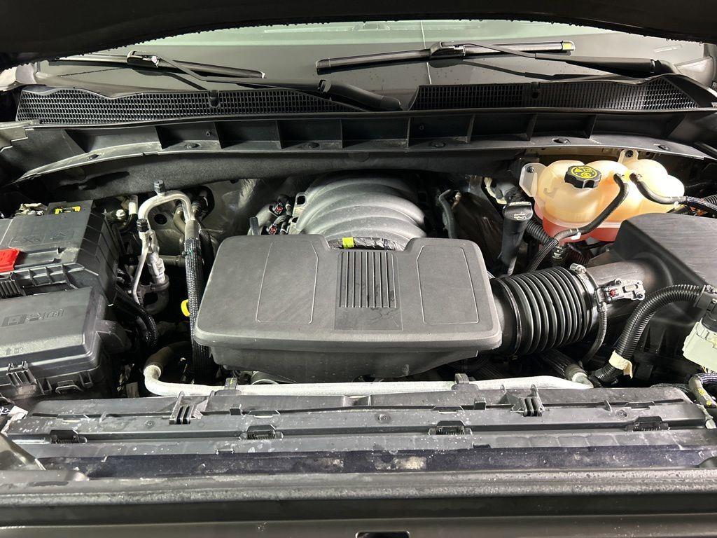 Used 2023 Titanium GMC Denali image 13
