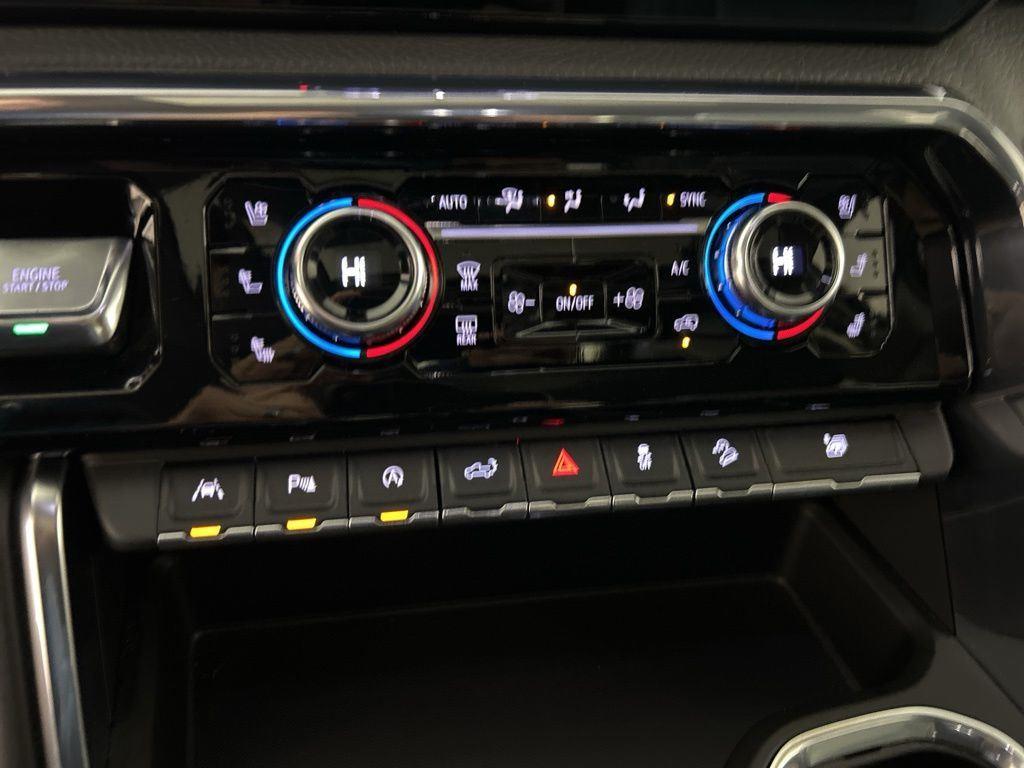 Used 2023 Titanium GMC Denali image 21