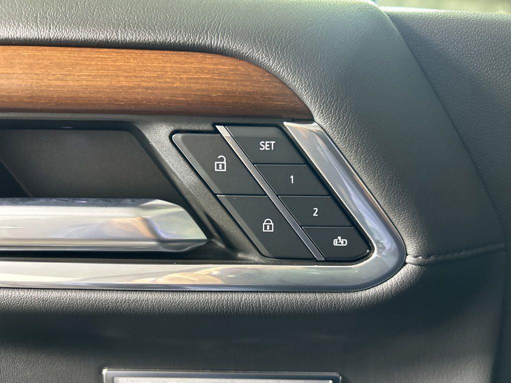 Used 2023 Titanium GMC Denali image 22