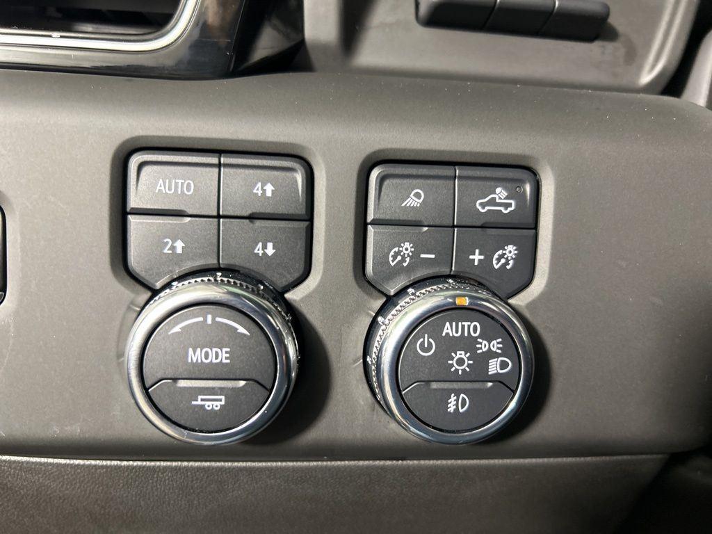 Used 2023 Titanium GMC Denali image 24