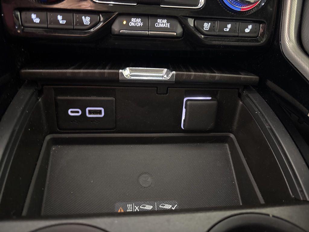 Used 2021 White Frost GMC Denali image 12