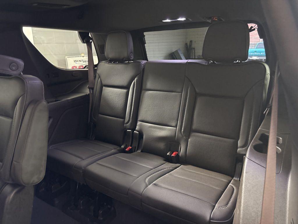 Used 2021 White Frost GMC Denali image 23