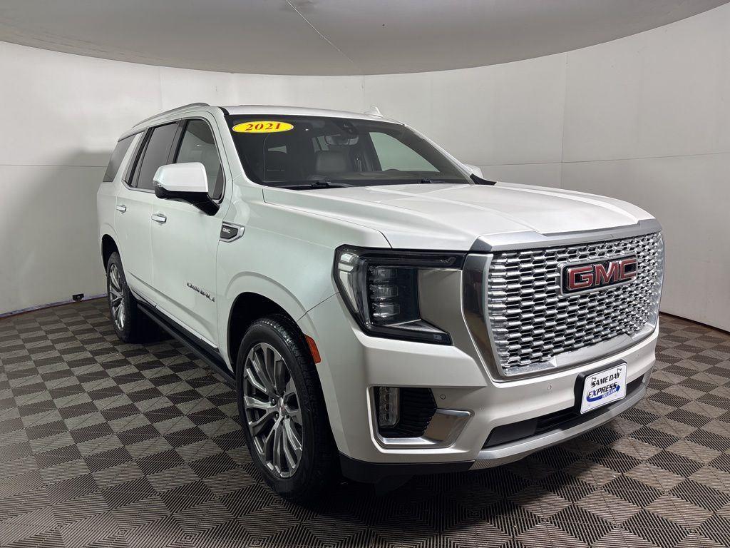Used 2021 White Frost GMC Denali image 25