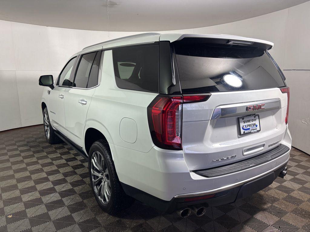Used 2021 White Frost GMC Denali image 28