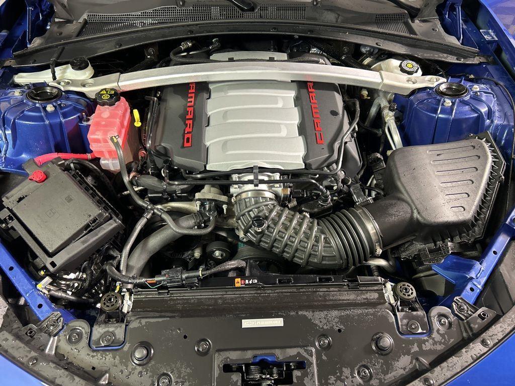 Used 2023 Blue Metallic Chevrolet LT1 image 13