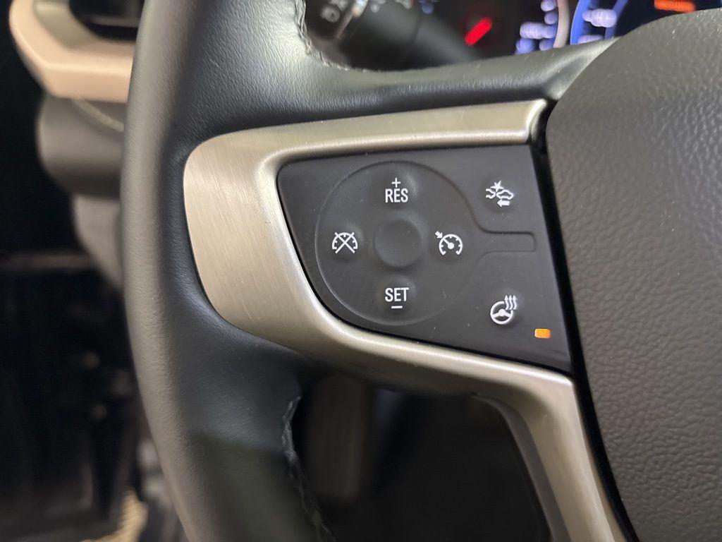 Used 2023 Hunter Green GMC Denali image 7