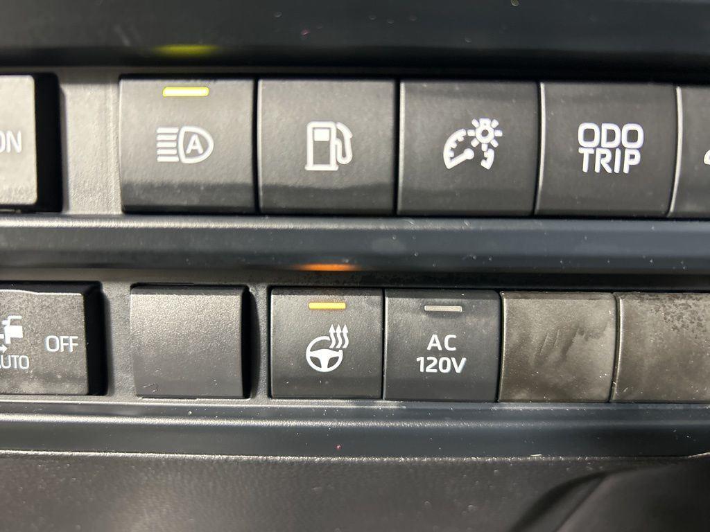 Used 2026 Magnetic Gray Metallic Toyota Platinum image 28