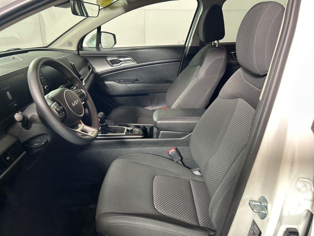 Used 2023 Snow White Pearl Kia LX image 14