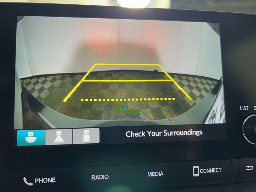 Used 2024 Sonic Gray Pearl Honda Sport image 2