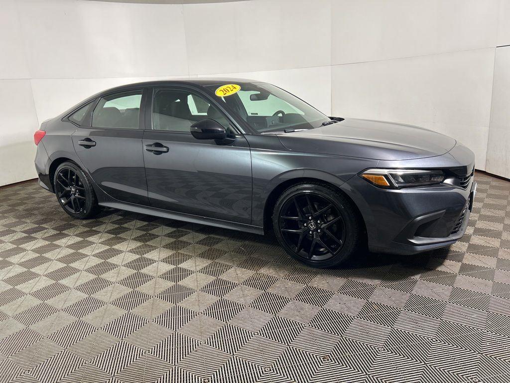 Used 2024 Sonic Gray Pearl Honda Sport image 3