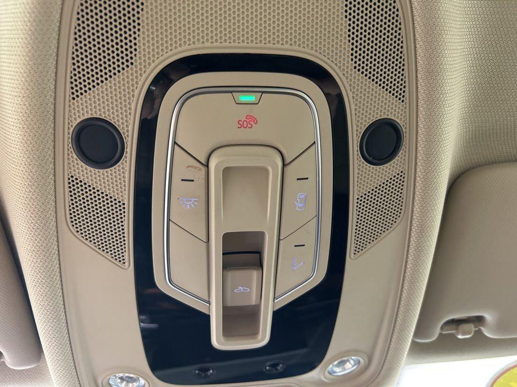 Used 2022 Glacier White Audi 40 Premium image 18