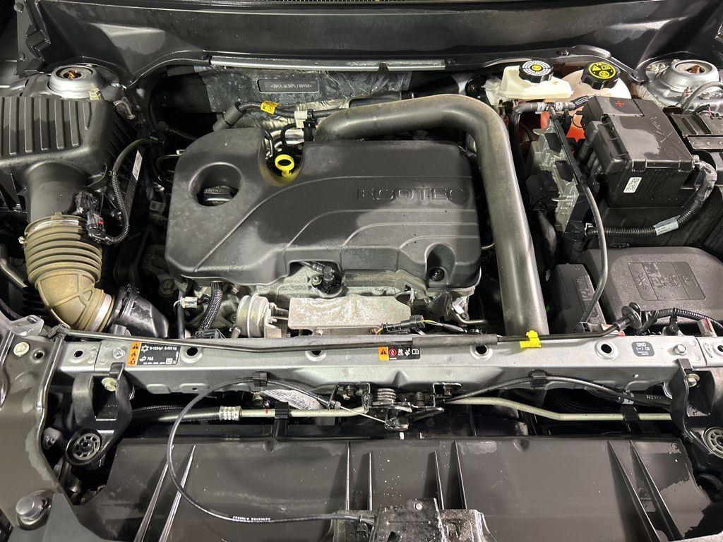 Used 2023 Sterling Metallic GMC SLE image 13