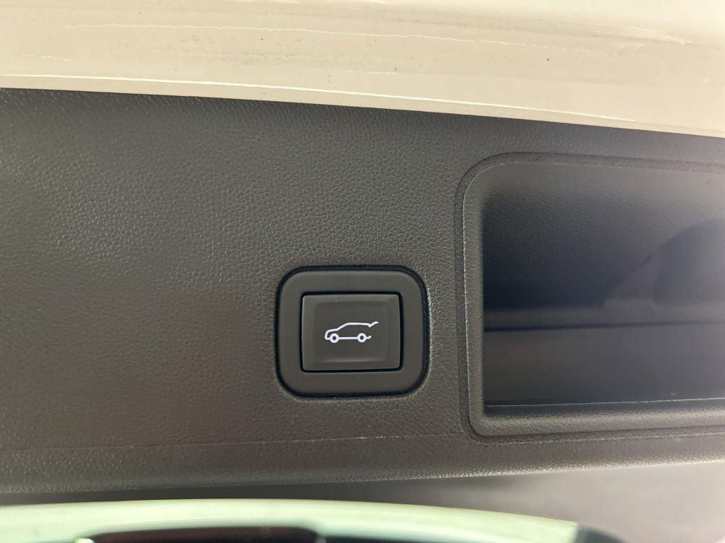 Used 2023 Summit White GMC Denali image 10
