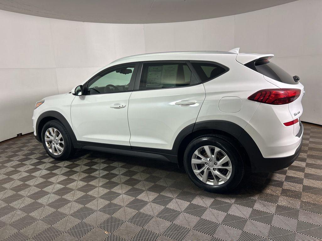 Used 2020 Cream White Hyundai Value image 10