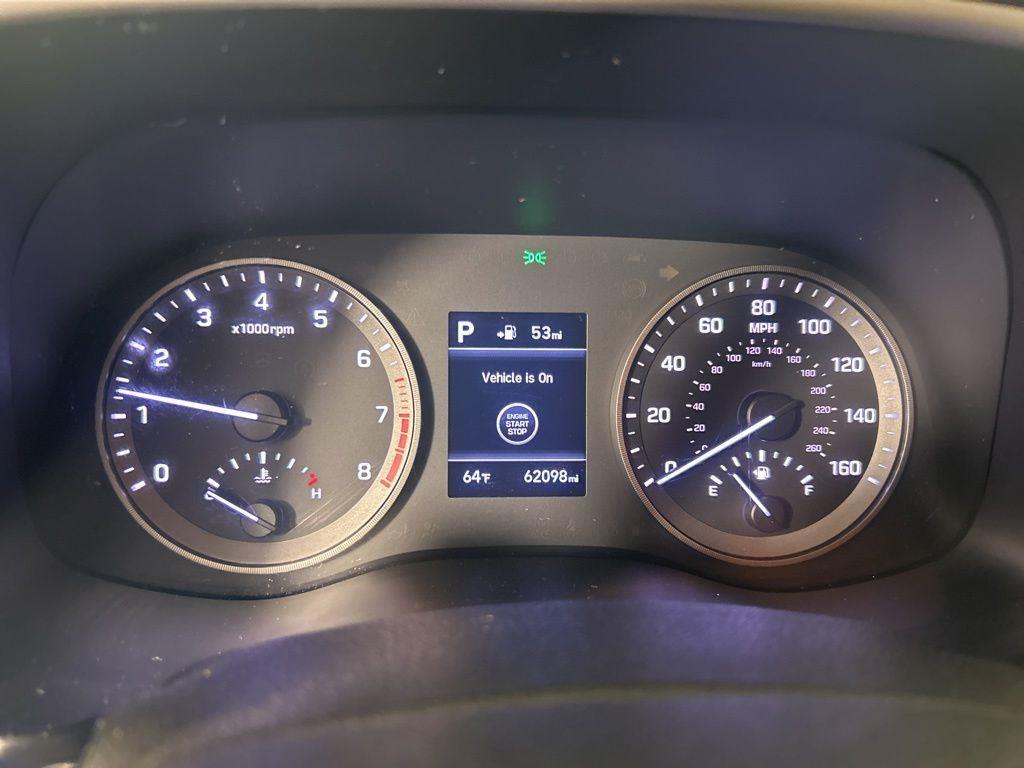 Used 2020 Cream White Hyundai Value image 17