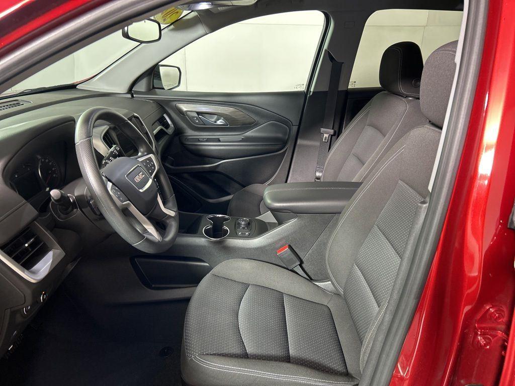 Used 2023 Volcanic Red GMC SLE image 14