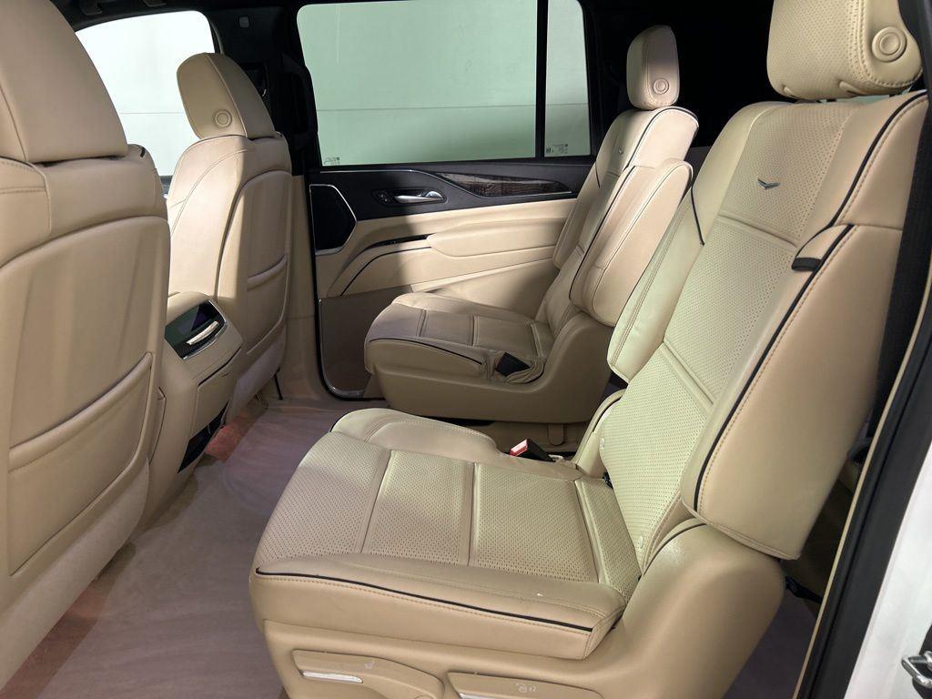 Certified Used 2023 Crystal White Cadillac Premium image 17