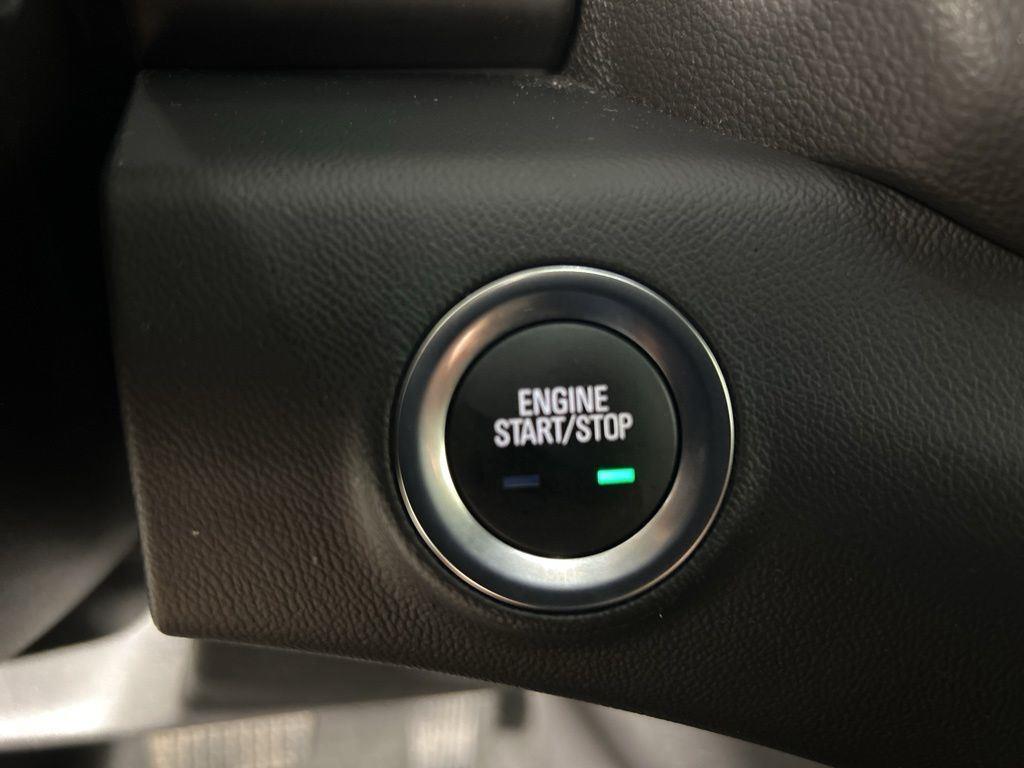 Used 2023 Marine Metallic GMC SLE image 24