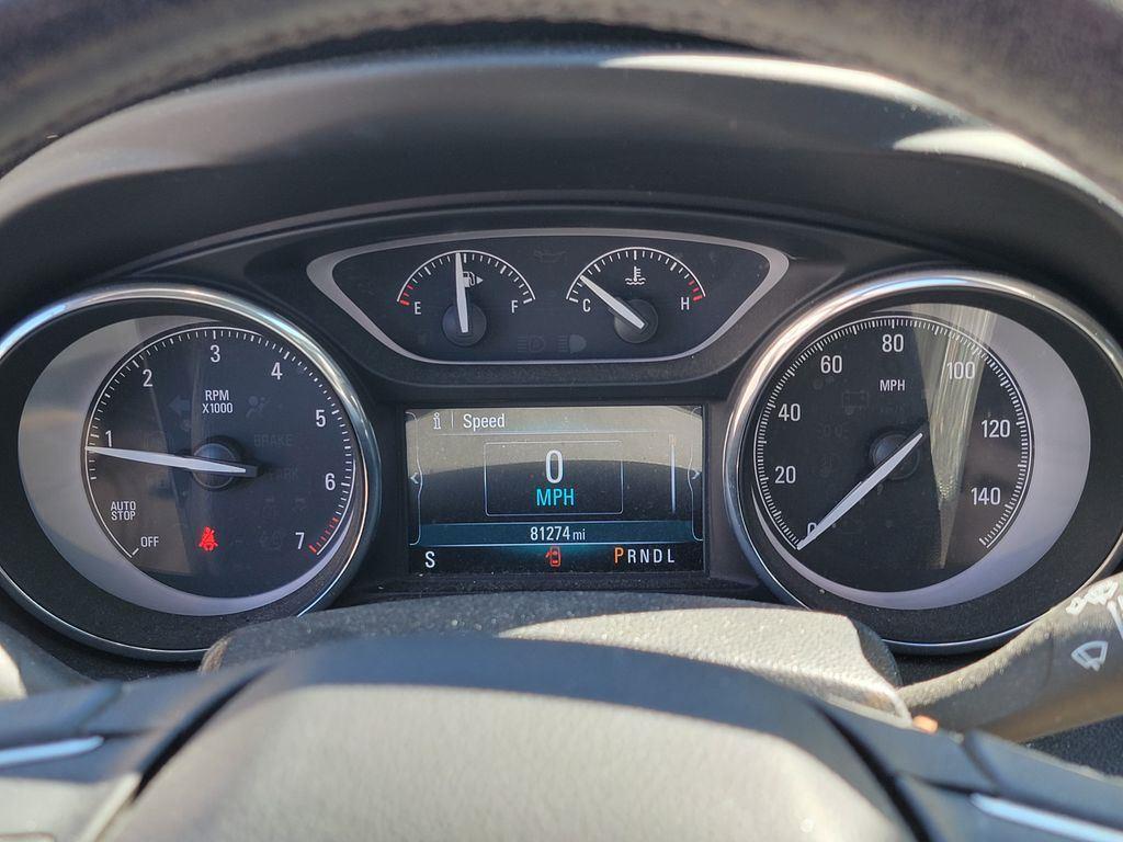 Used 2020 Espresso Buick Essence image 2