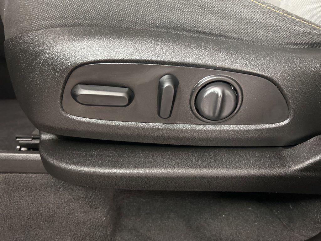 Used 2019 Silver Ice Metallic Chevrolet LT image 16