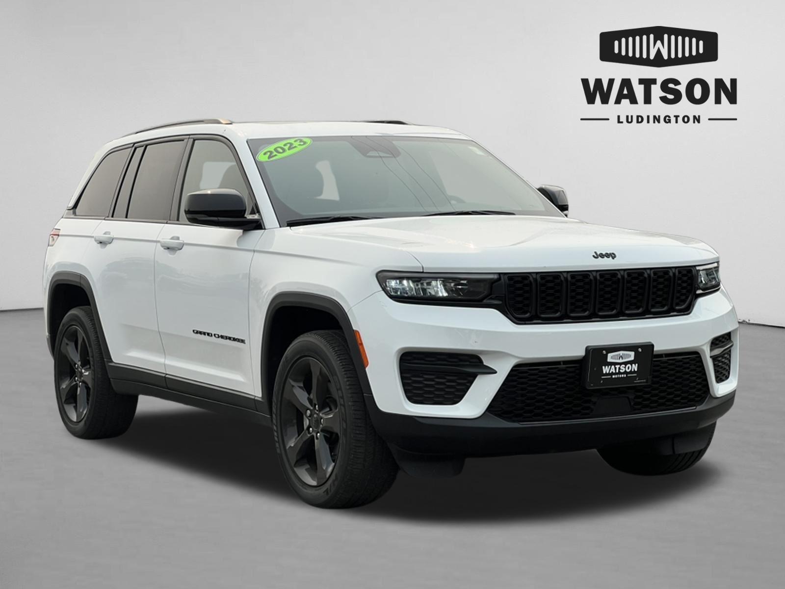 Bright White 2023 Jeep Grand Cherokee SUV / Crossover Four-Wheel Drive 8-Speed Automatic