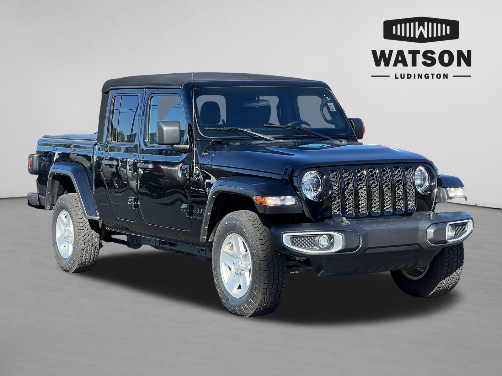 2022 Jeep Gladiator Sport S Crew Cab 4WD