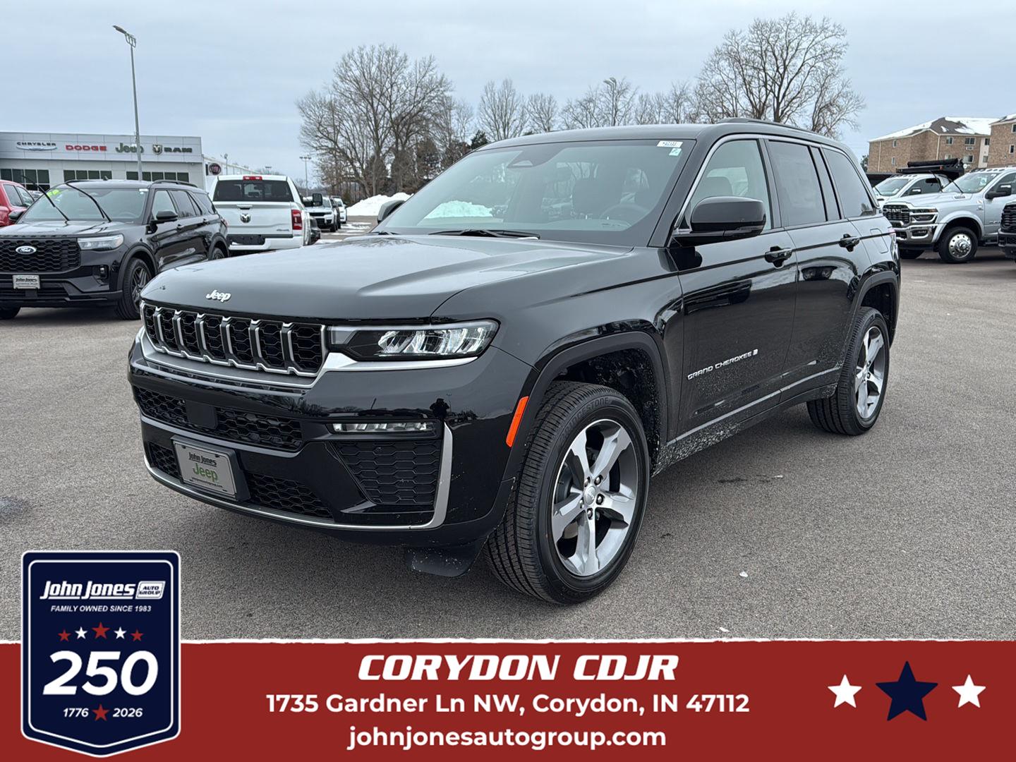 Diamond Black Crystal Pearlcoat 2026 Jeep Grand Cherokee SUV / Crossover Four-Wheel Drive 8-Speed Automatic