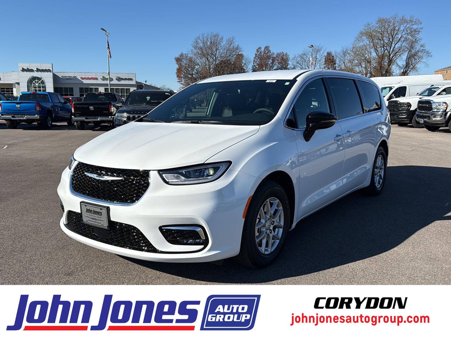 Bright White Clearcoat 2026 Chrysler Pacifica Select FWD Minivan Front-Wheel Drive 9-Speed Automatic