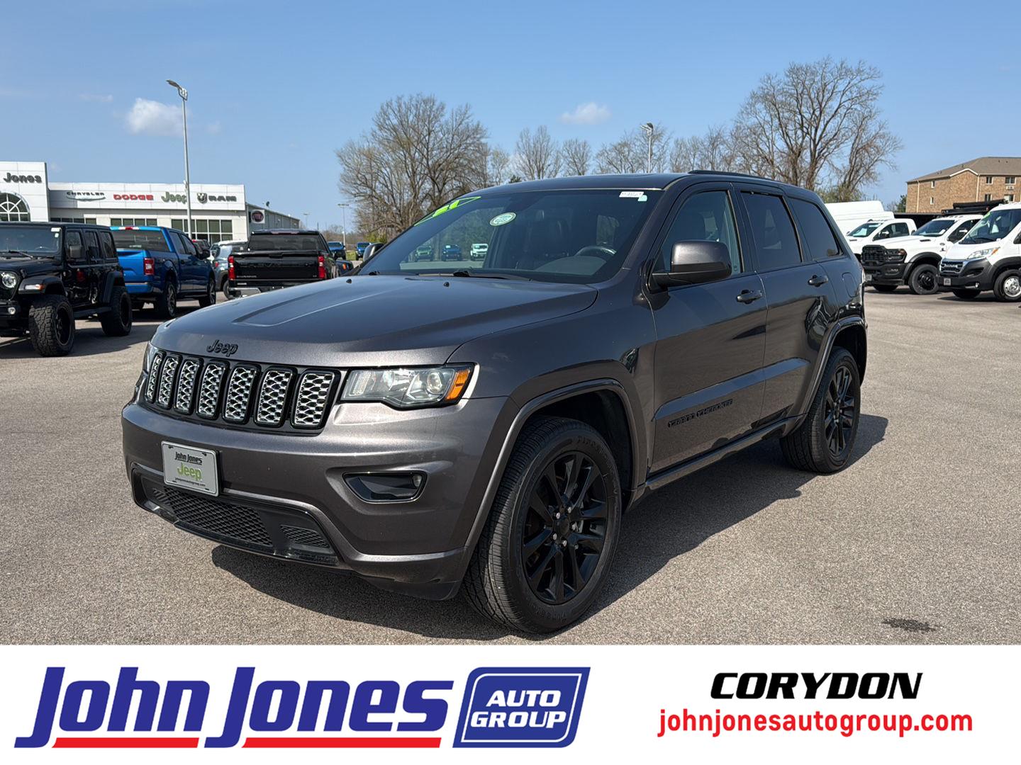 Diamond Black Crystal Pearlcoat 2021 Jeep Grand Cherokee Laredo X 4WD SUV / Crossover Four-Wheel Drive 8-Speed Automatic