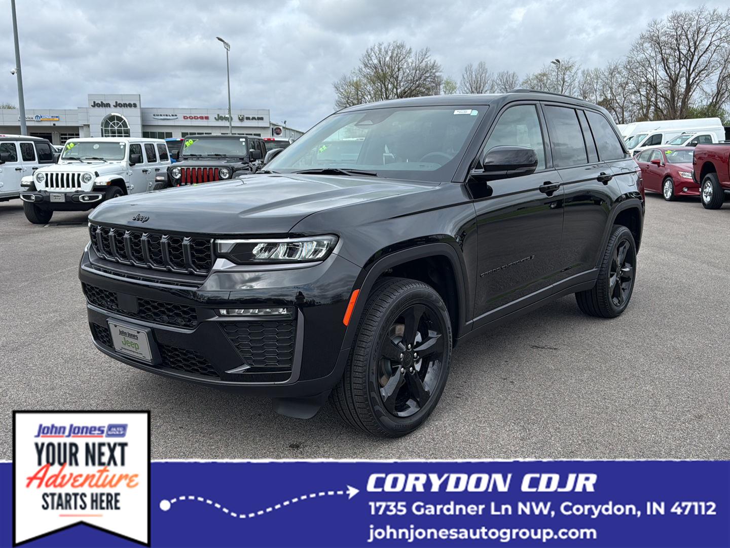 Diamond Black Crystal Pearlcoat 2026 Jeep Grand Cherokee SUV / Crossover Four-Wheel Drive 8-Speed Automatic