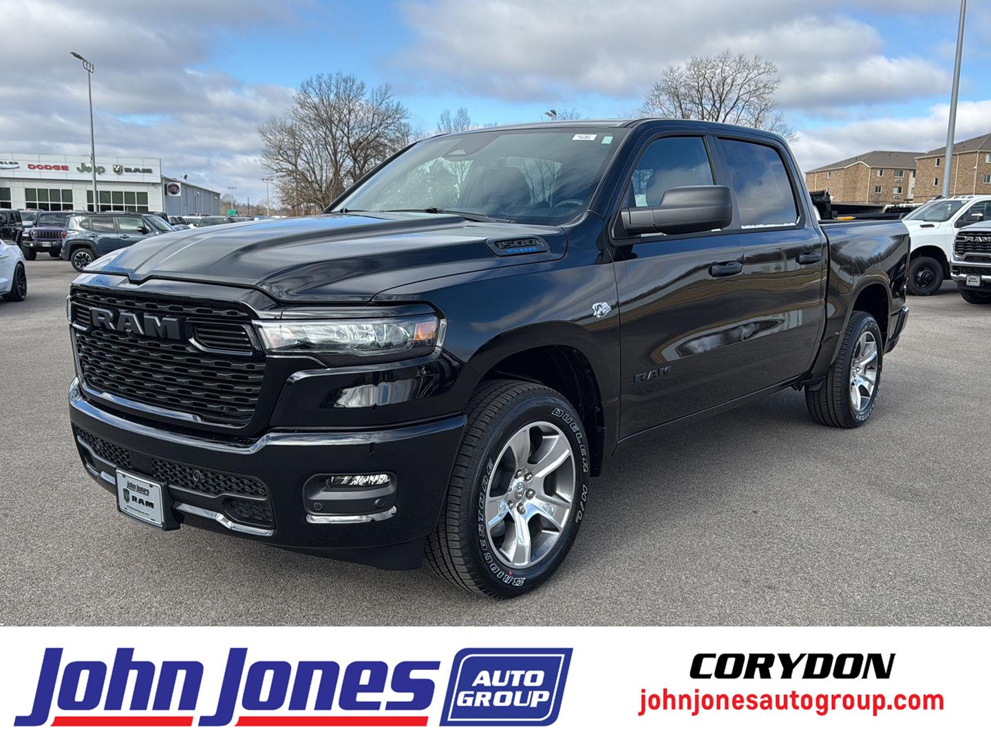 2026 RAM 1500 Express Crew Cab 4WD