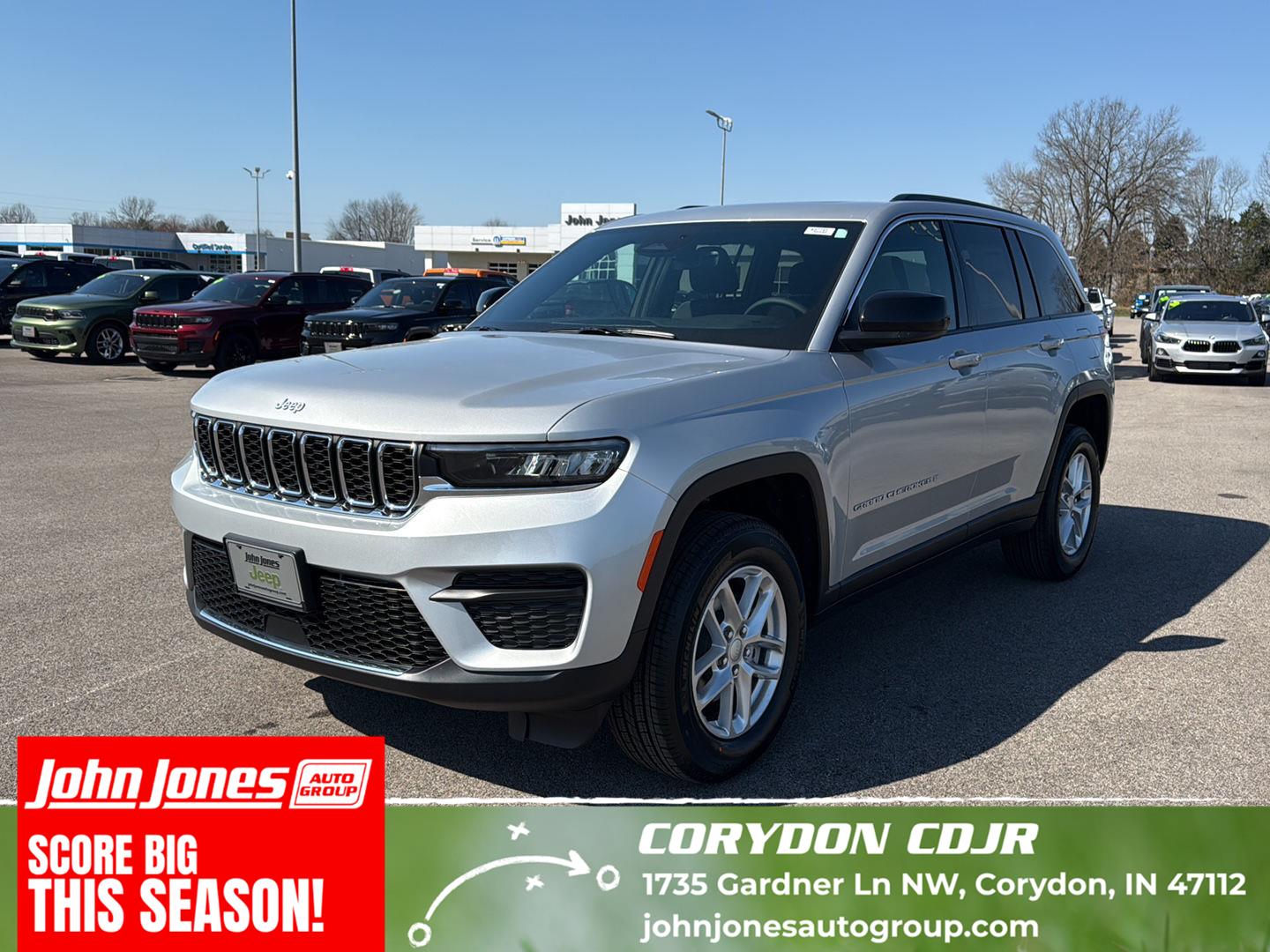 Silver Zynith 2026 Jeep Grand Cherokee SUV / Crossover Four-Wheel Drive 8-Speed Automatic