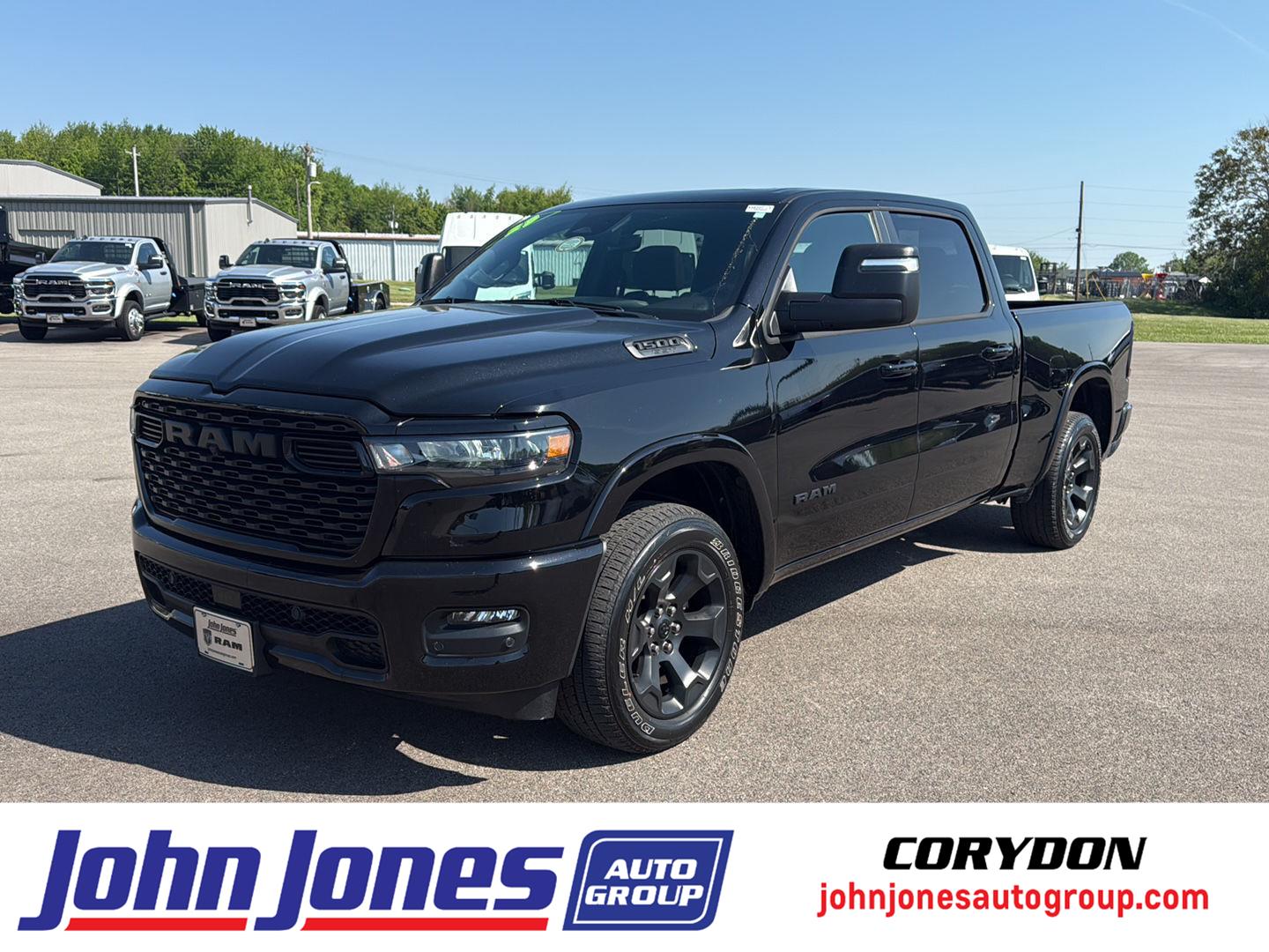 Diamond Black Crystal Pearlcoat 2025 RAM 1500 Big Horn Crew Cab 4WD Pickup Truck Four-Wheel Drive 8-Speed Automatic