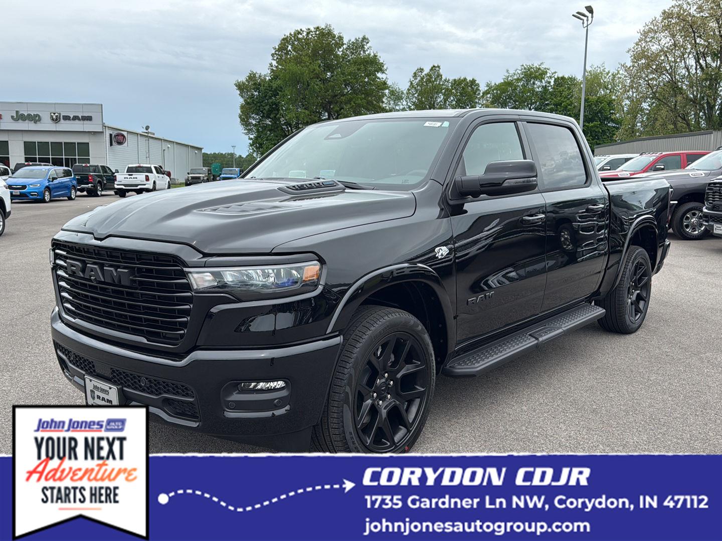 Diamond Black Crystal Pearlcoat 2026 RAM 1500 Pickup Truck Four-Wheel Drive 8-Speed Automatic