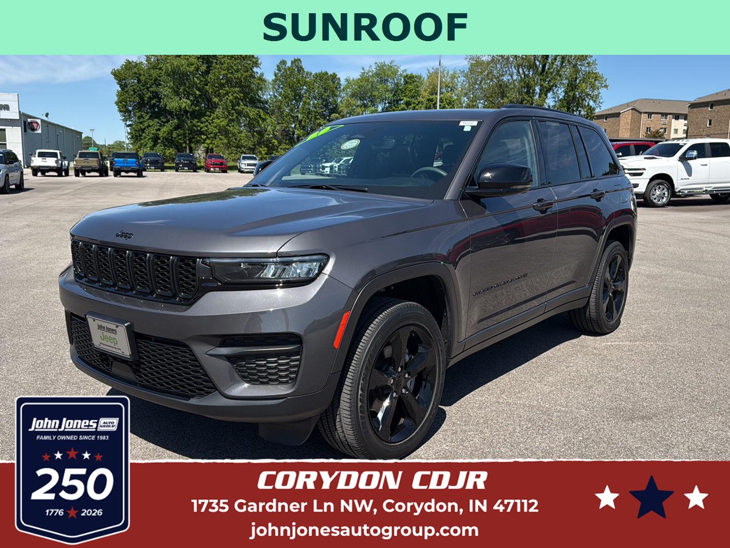 Baltic Gray Metallic Clearcoat 2023 Jeep Grand Cherokee SUV / Crossover Four-Wheel Drive 8-Speed Automatic