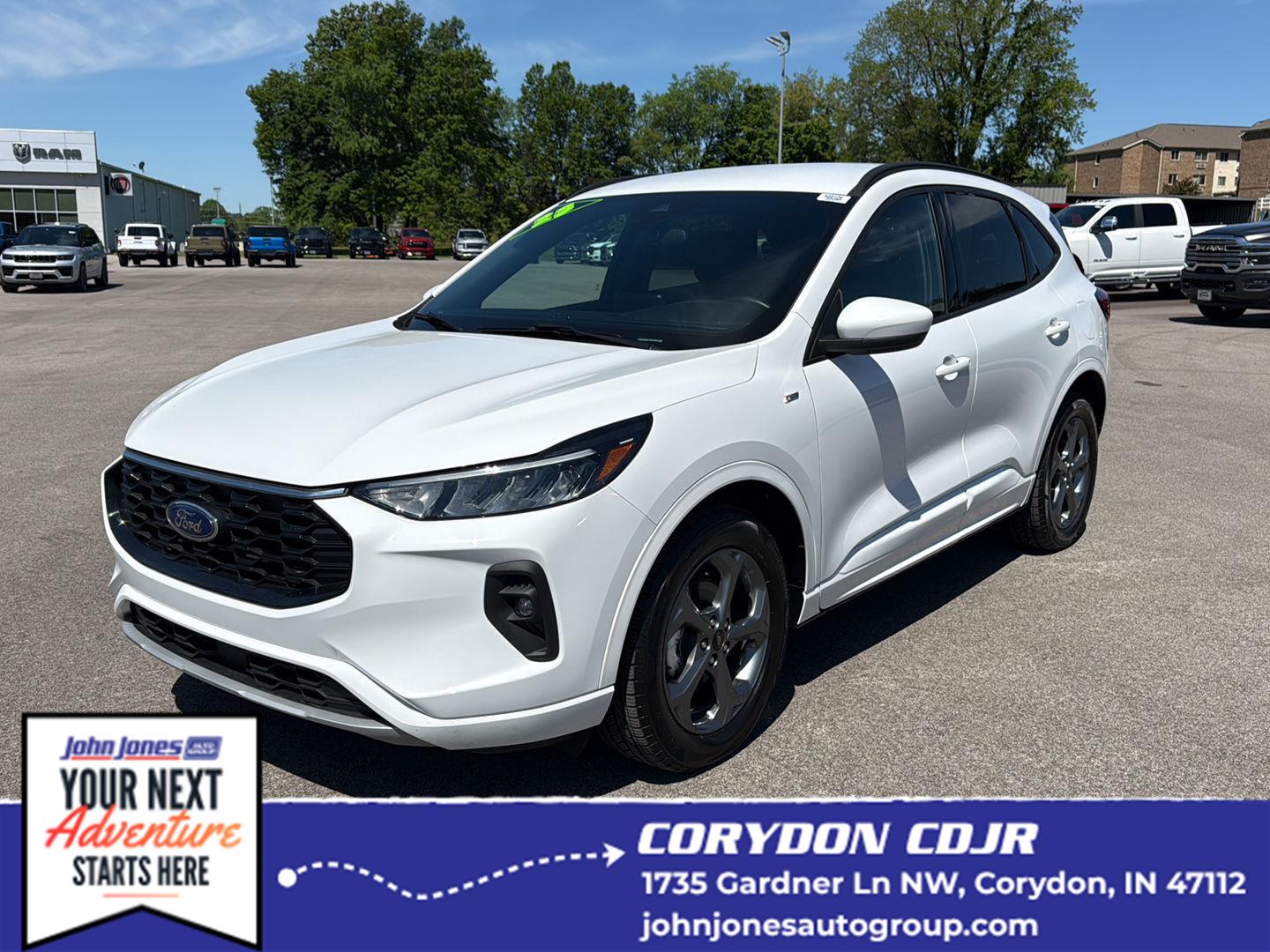  2023 Ford Escape Hybrid ST-Line Select AWD   
