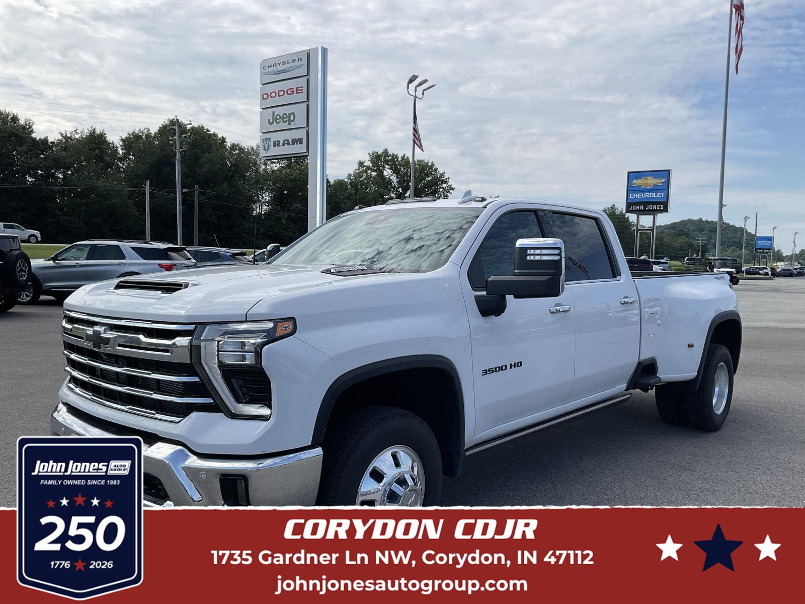Summit White 2024 Chevrolet Silverado 3500HD Pickup Truck Four-Wheel Drive Automatic