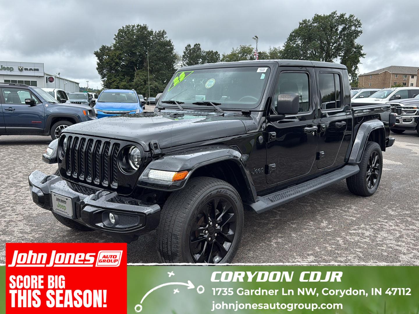 Black Clearcoat 2023 Jeep Gladiator Pickup Truck Four-Wheel Drive 8-Speed Automatic