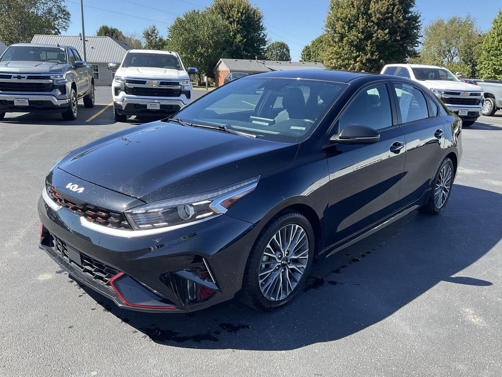 Aurora Black Pearl 2023 Kia Forte Sedan Front-Wheel Drive Continuously Variable Transmission