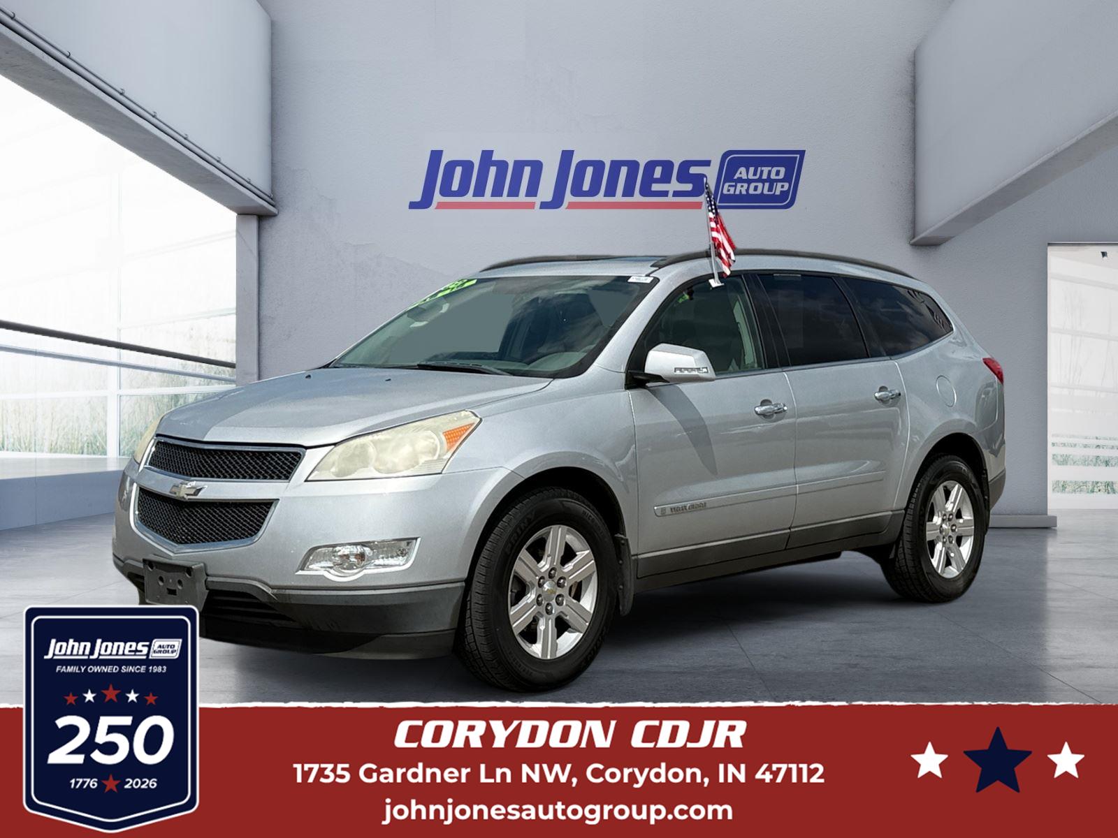 Silver Ice Metallic 2009 Chevrolet Traverse SUV / Crossover All-Wheel Drive 6-Speed Automatic