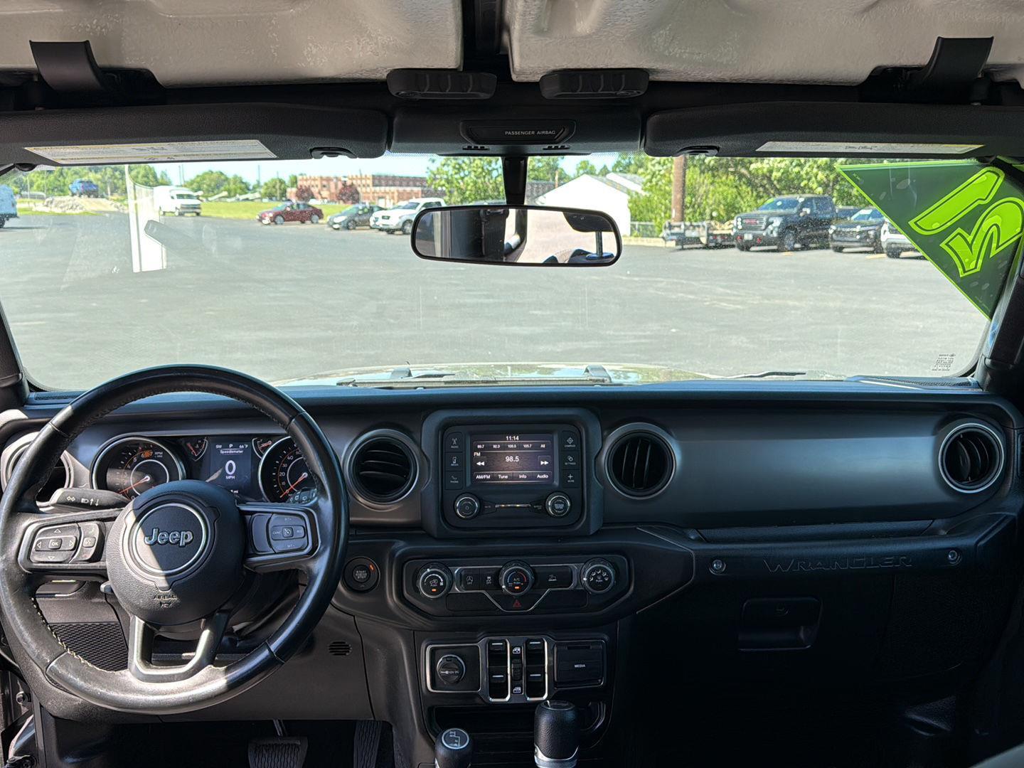 View vehicle photo 3