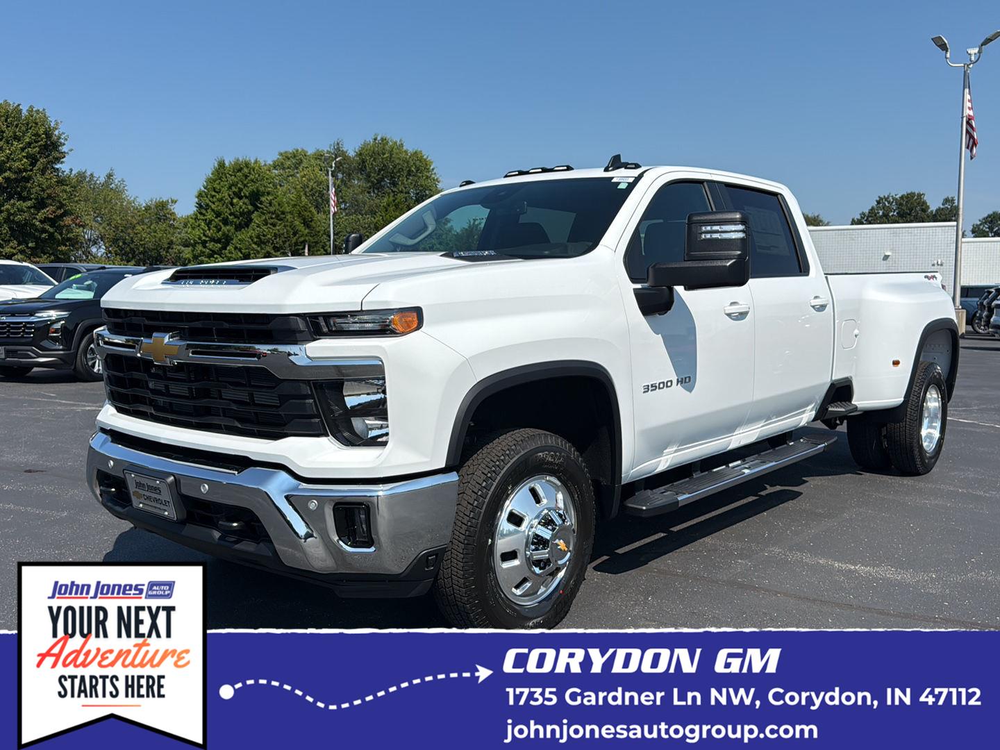 Summit White 2026 Chevrolet Silverado 3500HD Pickup Truck Four-Wheel Drive Automatic